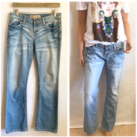 { Buckle } BKE Kate Boot Stretch Jeans - Picture 1 of 7